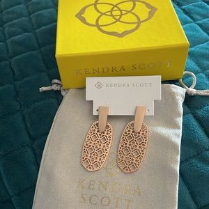 Kendra Scott Aragon pierced earrings RSG
